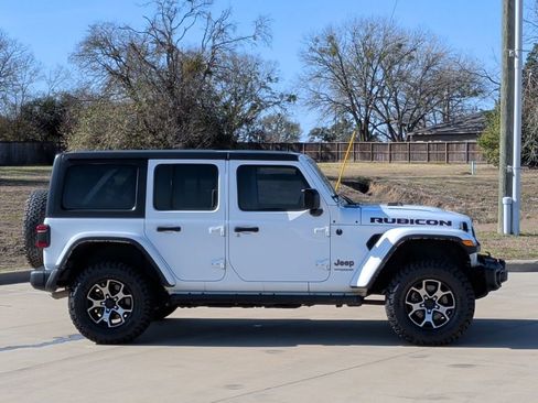 Used 2018 Jeep Wrangler Unlimited Rubicon image 9