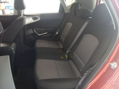 Certified 2023 Kia Soul LX FWD image 15