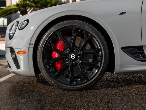 Used 2023 Bentley Continental GT Mulliner image 6