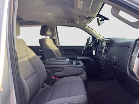 Used 2018 Chevrolet Silverado 1500 LT w/ All Star Edition image 17