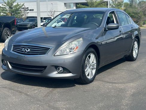 Used 2013 INFINITI G37 x Sedan w/ Premium Pkg AWD/4WD image 3