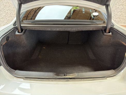 Used 2022 Dodge Charger R/T RWD image 13
