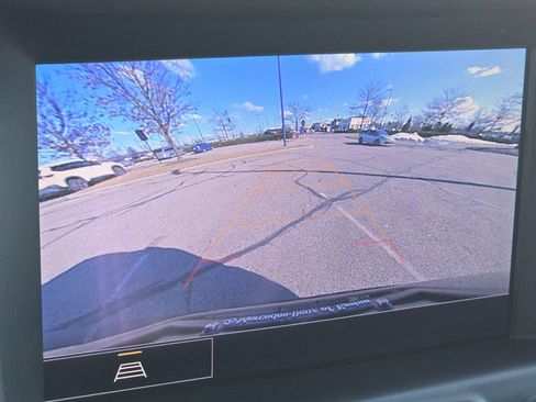 Used 2023 GMC Terrain SLT image 29