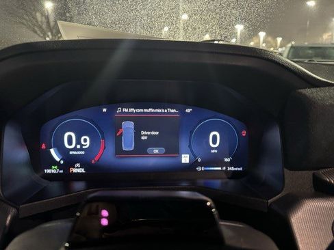 Certified 2025 Ford Explorer ST-Line w/ ST-Line Street Pack image 13