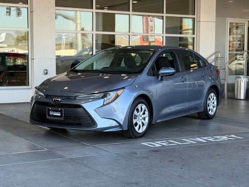 Used 2024 Toyota Corolla LE image 2