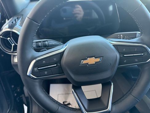 Used 2026 Chevrolet Equinox LT w/ Convenience Package II image 31