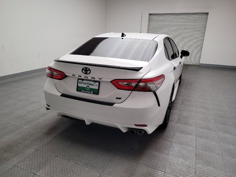 Used 2019 Toyota Camry SE image 7