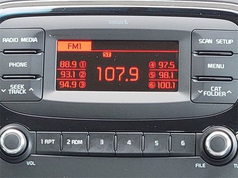 Used 2017 Kia Forte LX image 27