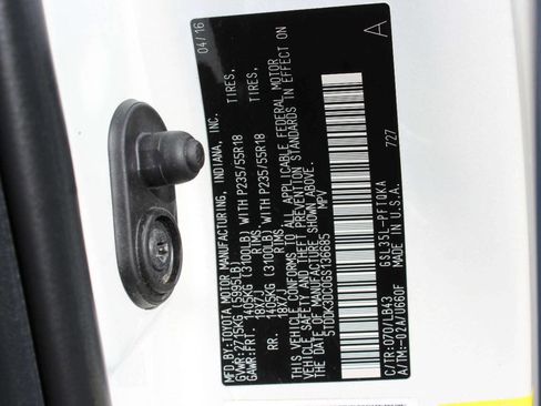 Used 2016 Toyota Sienna Limited Premium image 32