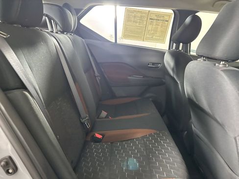 Used 2024 Nissan Kicks SR image 24