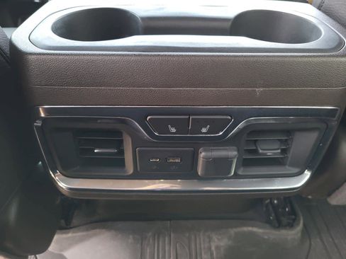 Used 2020 GMC Sierra 3500 Denali w/ Denali Ultimate Package image 15