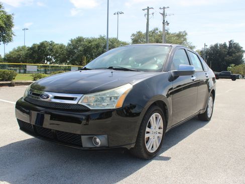 Used 2011 Ford Focus SEL w/ 301A Rapid Spec Order Code FWD image 3