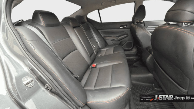 Used 2021 Nissan Altima 2.5 SR w/ SR Premium Package FWD image 25