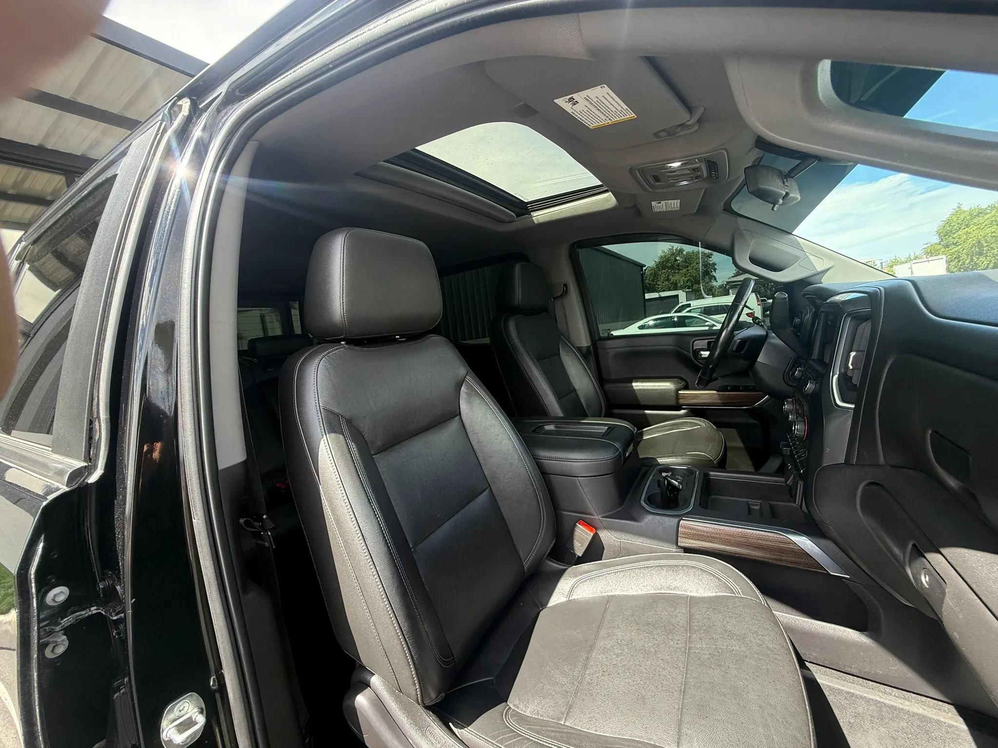 Used 2020 Chevrolet Silverado 1500 LT Trail Boss AWD/4WD image 22