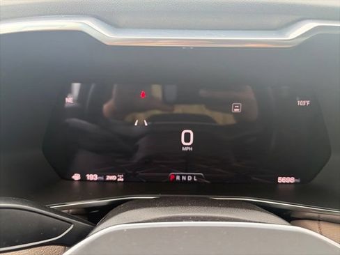 Used 2025 GMC Canyon Denali AWD/4WD image 20