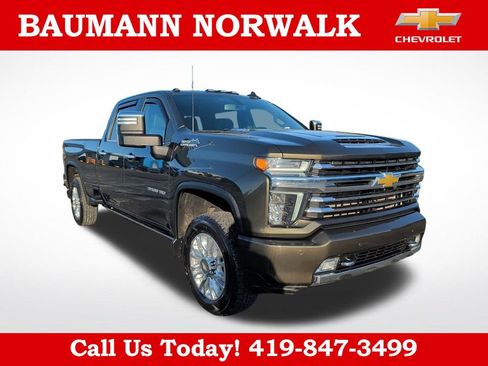 Used 2022 Chevrolet Silverado 3500 High Country w/ Z71 Off-Road Package AWD/4WD image 9