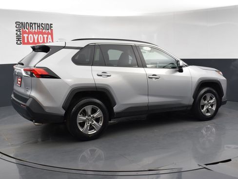 Used 2024 Toyota RAV4 XLE AWD/4WD image 4