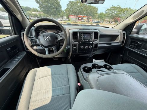 Used 2017 RAM 1500 Express w/ Black Ram 1500 Express Group AWD/4WD image 12