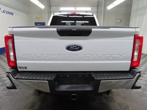 Used 2024 Ford F250 XLT AWD/4WD image 33