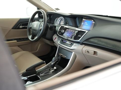 Used 2015 Honda Accord EX-L image 53