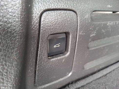 Used 2015 Lincoln MKX AWD w/ Equipment Group 102A image 27