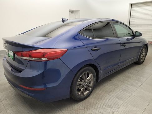 Used 2018 Hyundai Elantra SEL FWD image 9