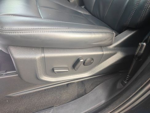 Used 2024 Ford Expedition Max XLT AWD/4WD image 14