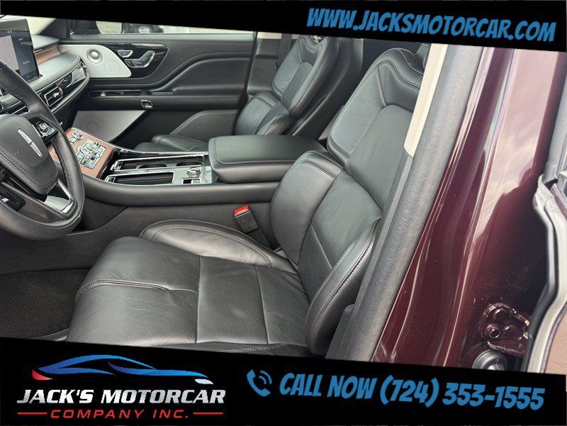 Used 2024 Lincoln Aviator Reserve w/ Equipment Group 201A AWD/4WD image 23