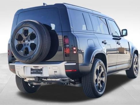 Certified 2025 Land Rover Defender 110 S AWD/4WD image 4