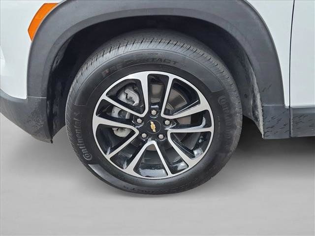 Used 2025 Chevrolet TrailBlazer LT AWD/4WD image 22