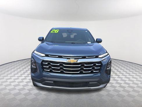 Used 2026 Chevrolet Equinox LT w/ Convenience Package II FWD image 2