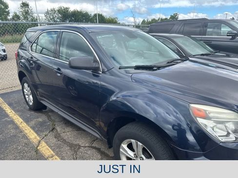 Used 2016 Chevrolet Equinox LS FWD image 24