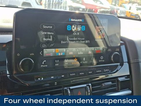 Used 2023 Nissan Pathfinder Platinum image 14