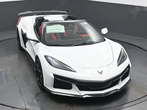 New 2027 Chevrolet Corvette Grand Sport RWD image 29