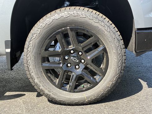 New 2026 Chevrolet Silverado 1500 LT Trail Boss w/ LT Trail Boss Premium Package AWD/4WD image 6
