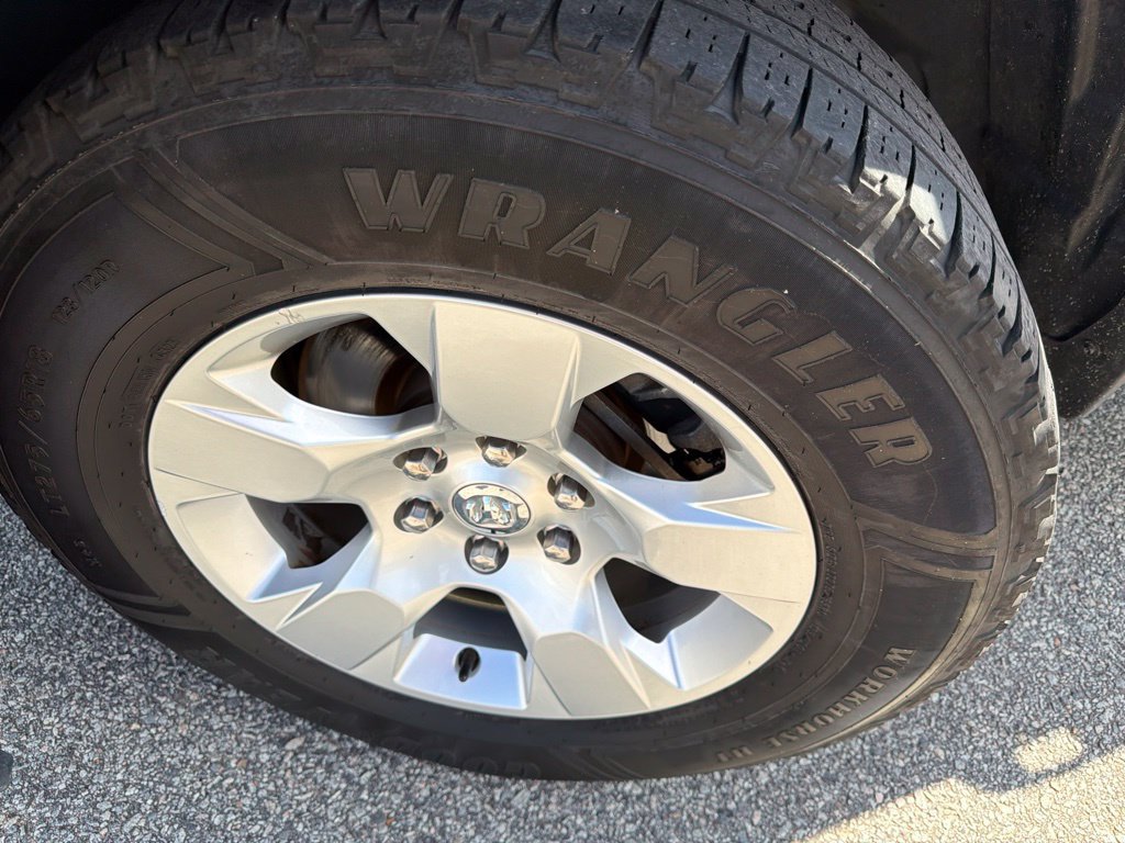 Used 2022 RAM 1500 Big Horn RWD image 2