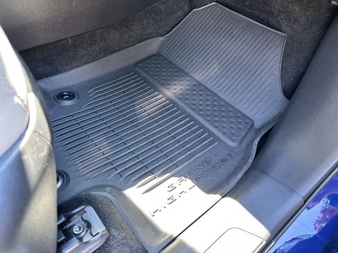 Used 2025 Toyota Grand Highlander AWD Hybrid image 24