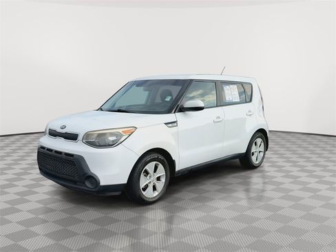 Used 2015 Kia Soul image 4