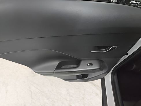 Certified 2024 Hyundai Kona SEL AWD/4WD image 15