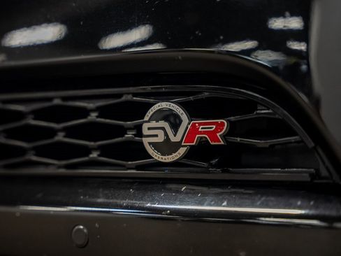 Used 2016 Land Rover Range Rover Sport SVR image 8