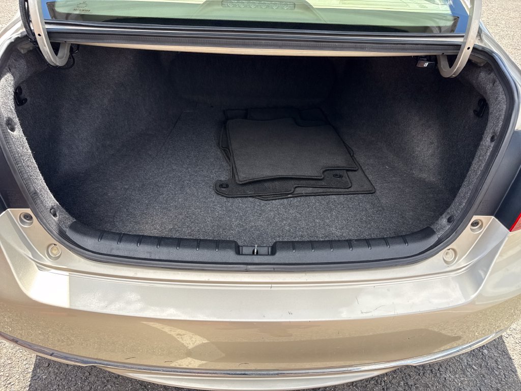 Used 2016 Honda Accord LX image 24