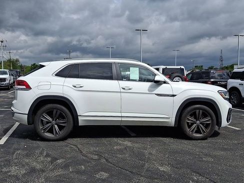 Used 2022 Volkswagen Atlas Cross Sport SEL R-Line AWD/4WD image 7