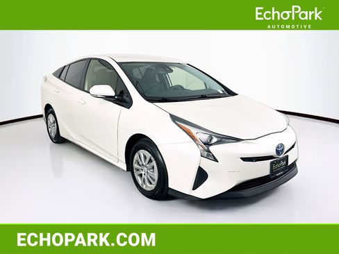 Used 2018 Toyota Prius Two w/ Prius Two Safety Plus Package FWD image 1