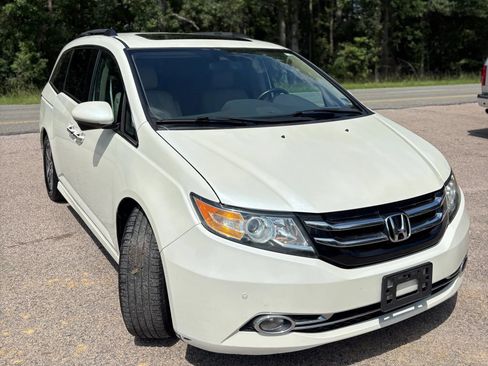 Used 2014 Honda Odyssey Touring image 6