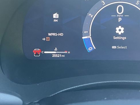 Used 2025 Toyota Highlander XSE AWD/4WD image 42