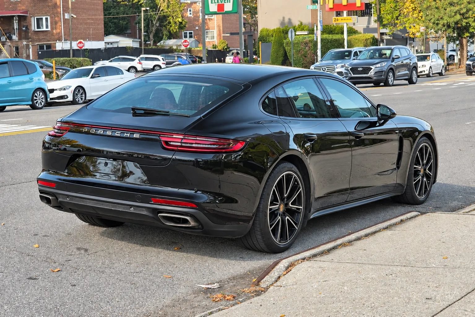 Used 2019 Porsche Panamera 4 AWD/4WD image 7