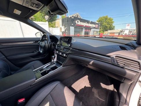 Used 2020 Honda Accord Sport image 35