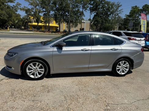 Used 2015 Chrysler 200 Limited image 8