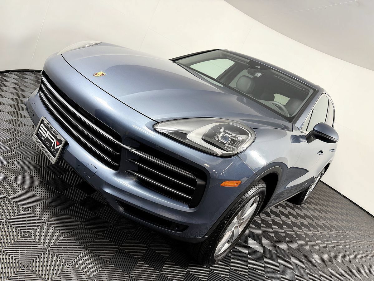 Used 2019 Porsche Cayenne AWD/4WD image 17