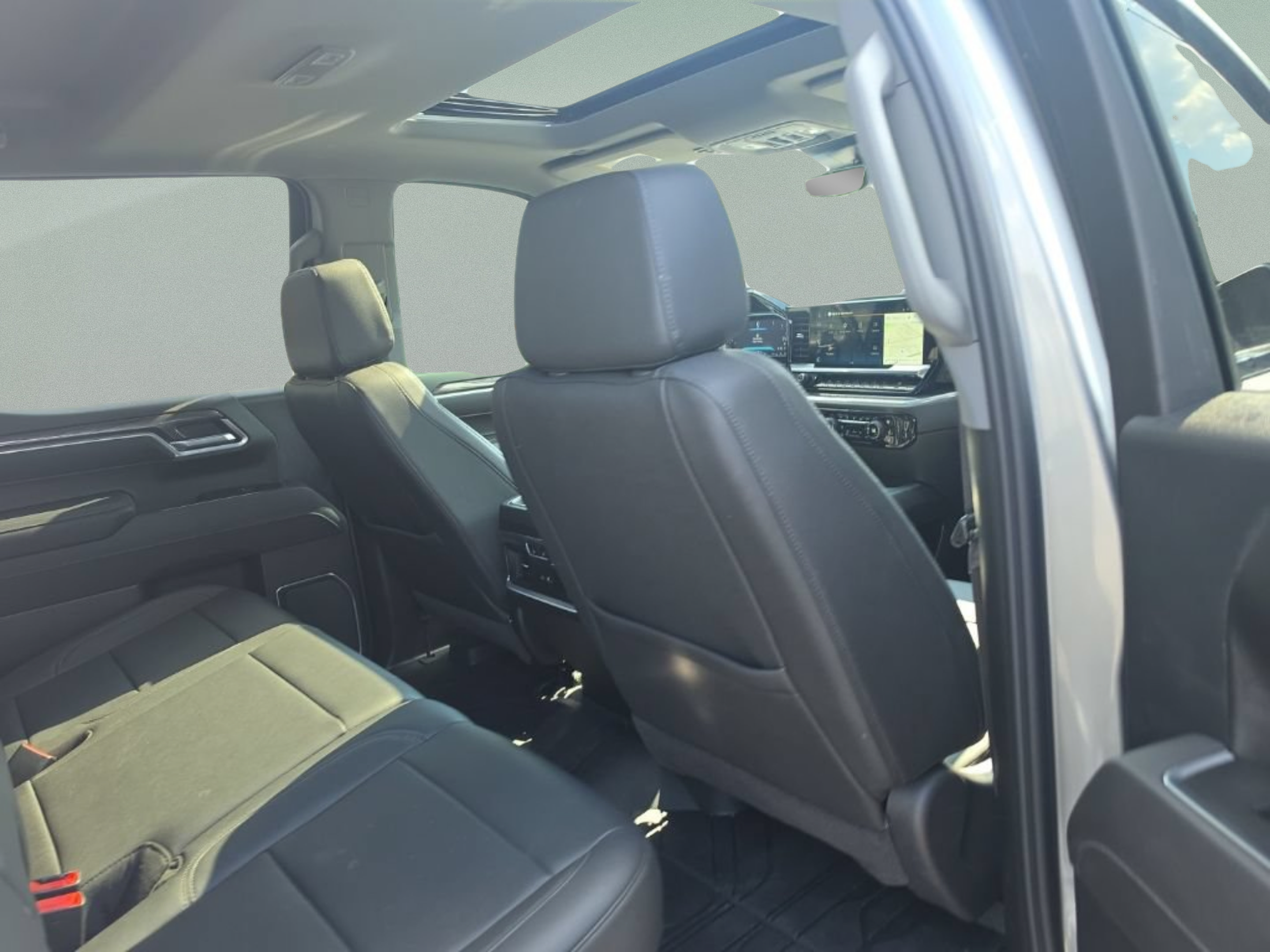 Used 2026 Chevrolet Silverado 1500 LTZ w/ LTZ Premium Package AWD/4WD image 30